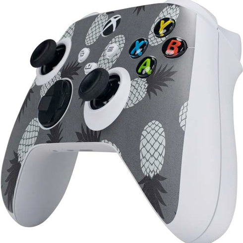 Black and White Pineapples Xbox Series S Controller Skin