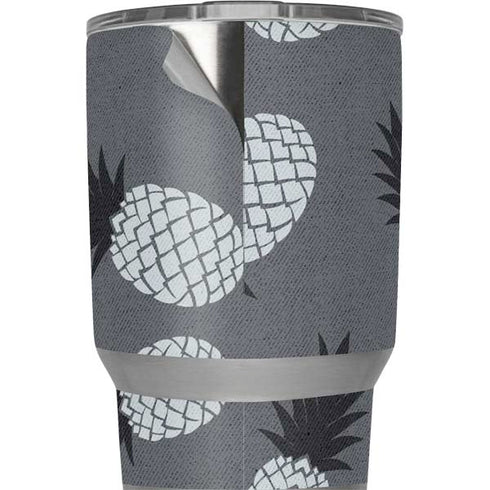 Black and White Pineapples Yeti 20oz Tumbler Skin