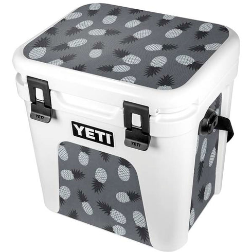 Black and White Pineapples YETI Roadie 24 Hard Cooler Skin