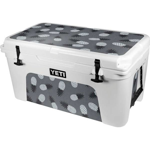 Black and White Pineapples YETI Tundra 65 Hard Cooler Skin