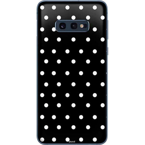 Black and White Polka Dots Galaxy S10e Skin