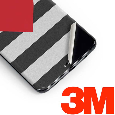 Black And White Striped Heart Galaxy S10e Skin