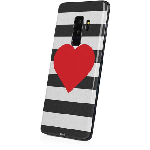 Black And White Striped Heart Galaxy S9 Plus Skin