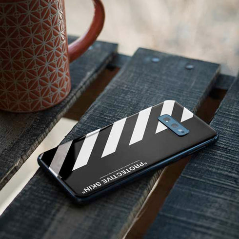 Black and White Stripes Galaxy S10e Skin