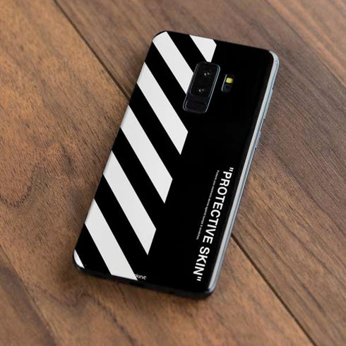 Black and White Stripes Galaxy S9 Plus Skin