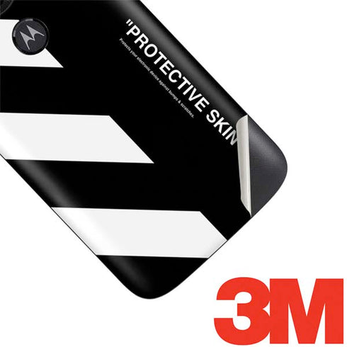 Black and White Stripes Moto E5 Play Skin