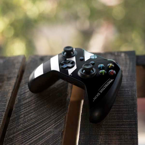 Black and White Stripes Xbox One X Controller Skin