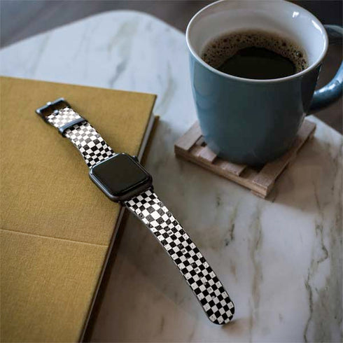 Black and White Zoomed Checkerboard Apple Watch Band 42-44mm