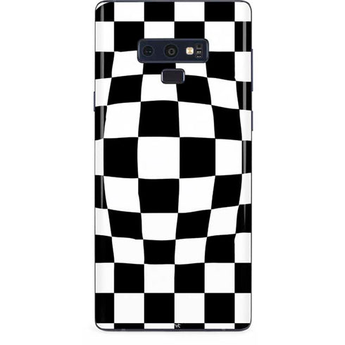 Black and White Zoomed Checkerboard Galaxy Note 9 Skin