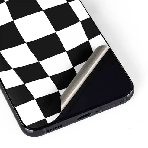 Black and White Zoomed Checkerboard Galaxy S22 Skin