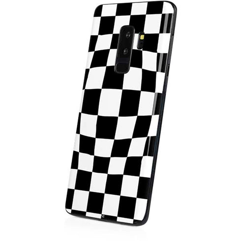 Black and White Zoomed Checkerboard Galaxy S9 Plus Skin