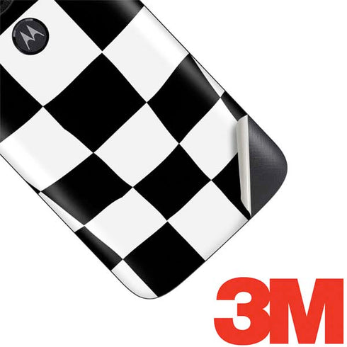 Black and White Zoomed Checkerboard Moto E5 Play Skin