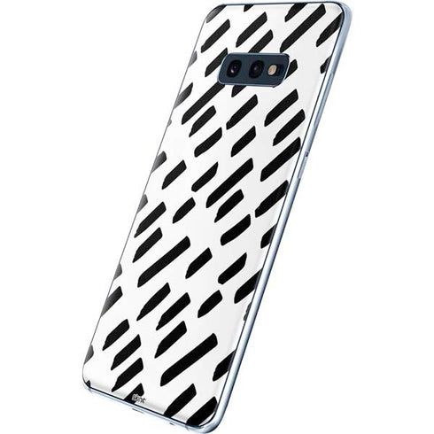 Black Dash Galaxy S10e Skin