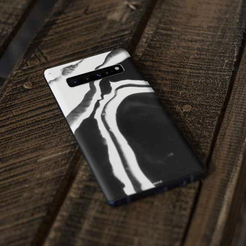 Black Marble Ink Galaxy S10 Skin