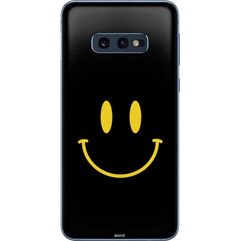 Black Happy Face Galaxy S10e Skin