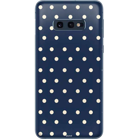 Blue and Cream Polka Dots Galaxy S10e Skin