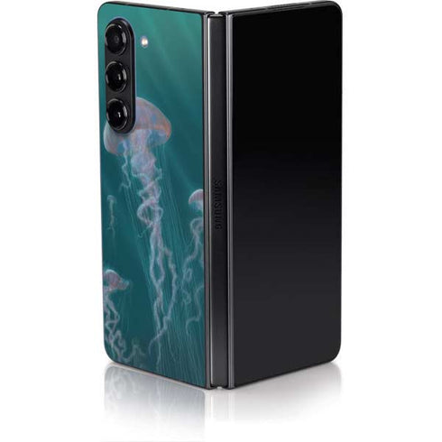 Blue Jellyfish by Vincent Hie Galaxy Z Fold5 5G Skin