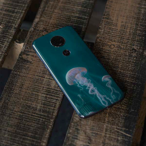 Vincent Hie Blue Jellyfish Moto E5 Plus Skin