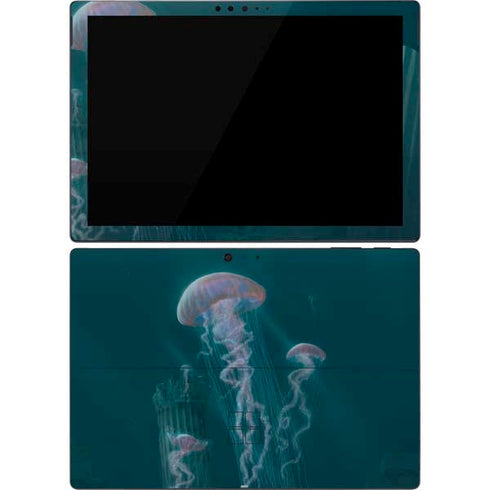 Vincent Hie Blue Jellyfish Surface Pro 7 Skin