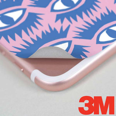 Bouffants and Broken Hearts Bold Eyes 2 iPhone 7 Skin