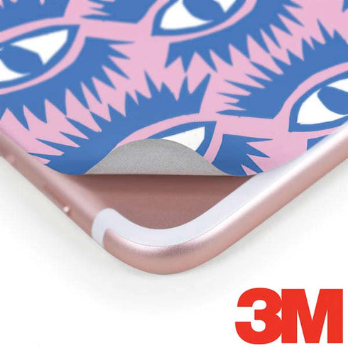 Bouffants and Broken Hearts Bold Eyes 2 iPhone 8 Plus Skin