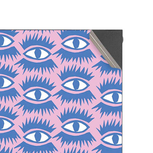 Bouffants and Broken Hearts Bold Eyes 2 Xbox Series X Console Skin