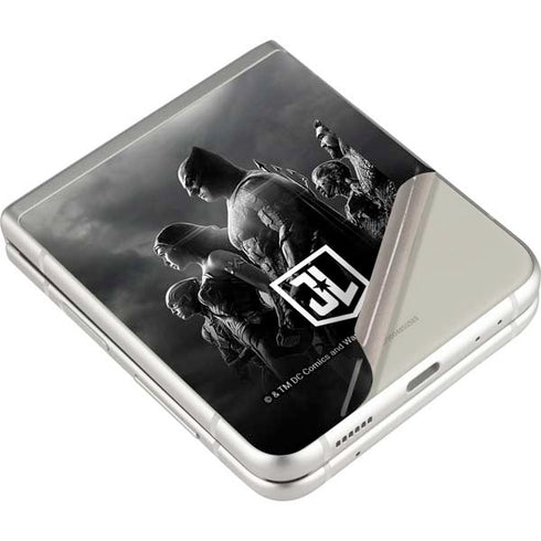 The Justice League (2017) Profile Characters Poster Galaxy Z Flip3 5G Skin