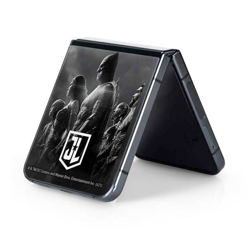 The Justice League (2017) Profile Characters Poster Galaxy Z Flip5 5G Skin