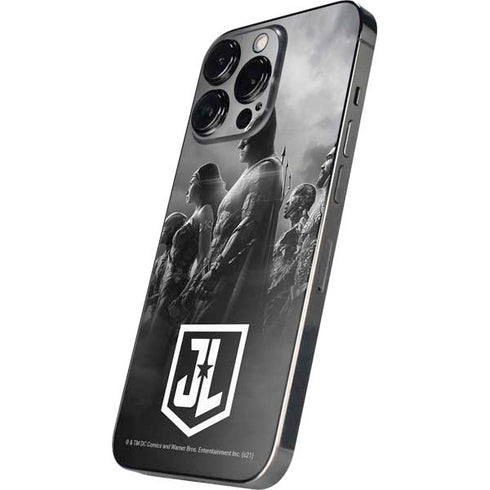 The Justice League (2017) Profile Characters Poster iPhone 14 Pro Max Skin