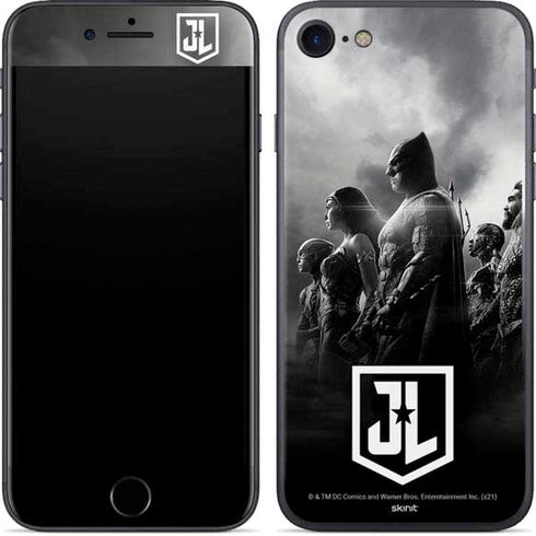 The Justice League (2017) Profile Characters Poster iPhone SE (2nd & 3rd Gen) Skin
