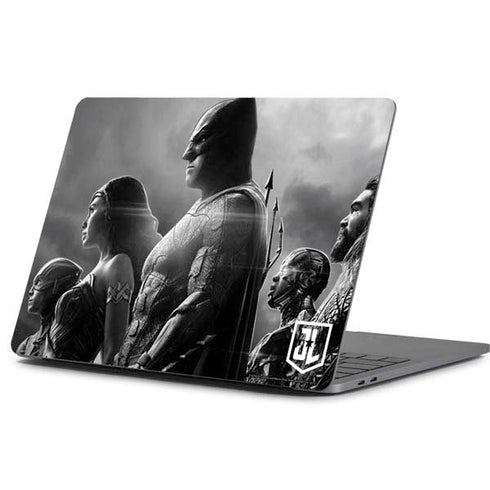 The Justice League (2017) Profile Characters Poster Apple MacBook Pro 13-inch Skin