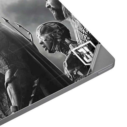 The Justice League (2017) Profile Characters Poster Universal Laptop 14in (11.4 x 8.2in) Skin