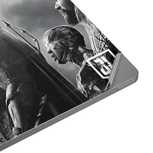 The Justice League (2017) Profile Characters Poster Universal Laptop 17in (13.8 x 10in) Skin