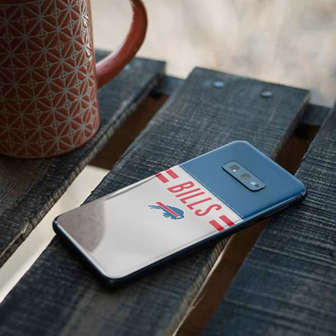 NFL Buffalo Bills White Striped Galaxy S10e Skin