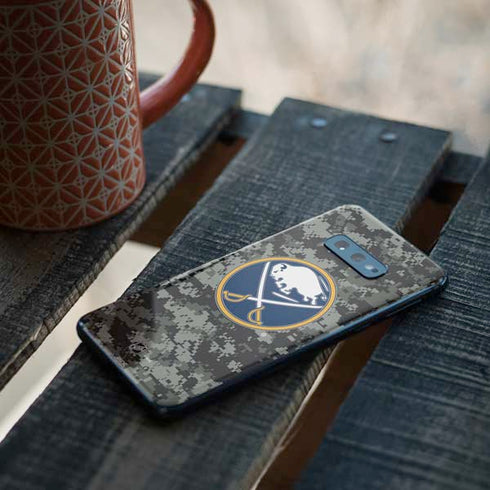 NHL Buffalo Sabres Camo Galaxy S10e Skin