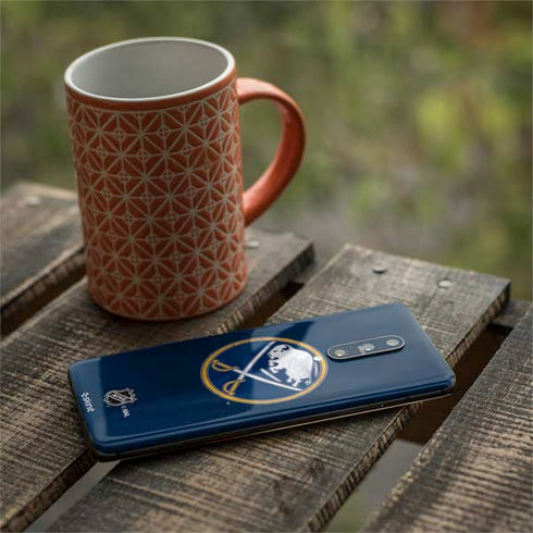 NHL Buffalo Sabres Distressed OnePlus 7 Pro Skin
