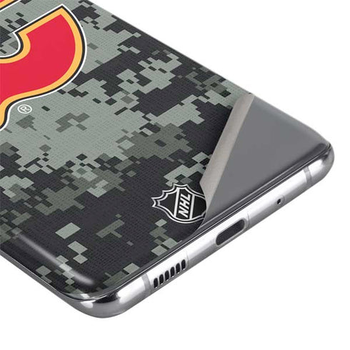 NHL Calgary Flames Camo Galaxy S20 Plus Skin