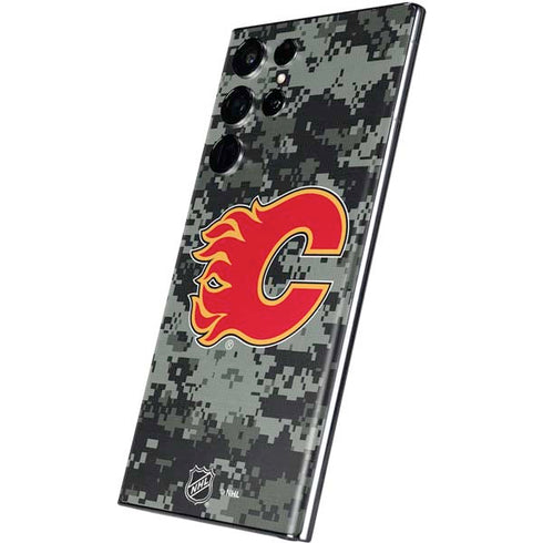 NHL Calgary Flames Camo Galaxy S22 Ultra Skin