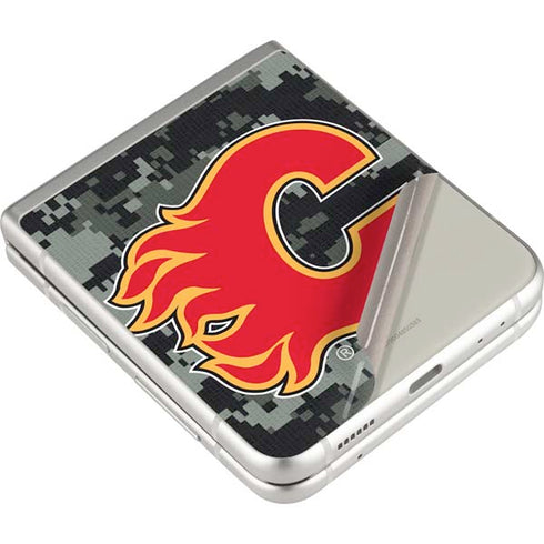 NHL Calgary Flames Camo Galaxy Z Flip3 5G Skin