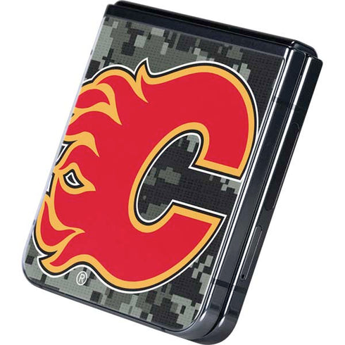 NHL Calgary Flames Camo Galaxy Z Flip5 5G Skin
