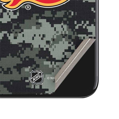 NHL Calgary Flames Camo iPhone SE (2nd & 3rd Gen) Skin