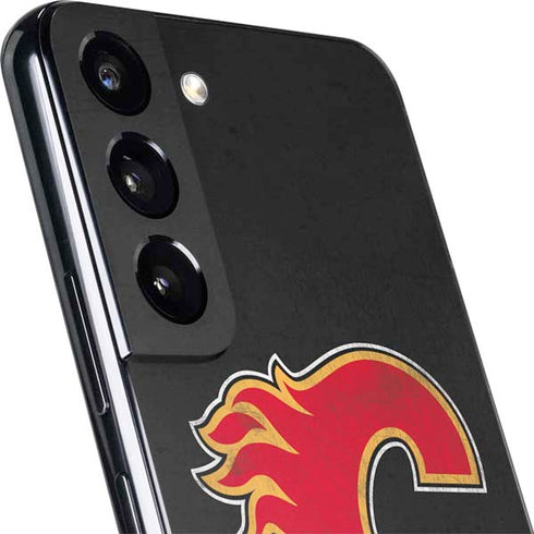 NHL Calgary Flames Distressed Galaxy S22 Plus Skin