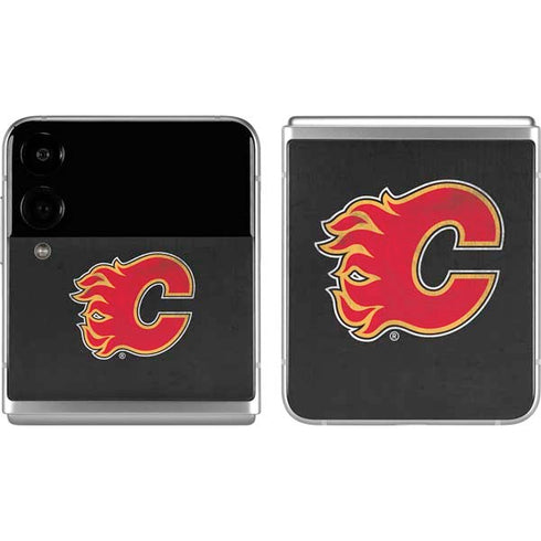 NHL Calgary Flames Distressed Galaxy Z Flip4 5G Skin