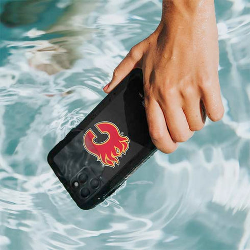 NHL Calgary Flames Distressed iPhone 11 Pro Max Waterproof Case