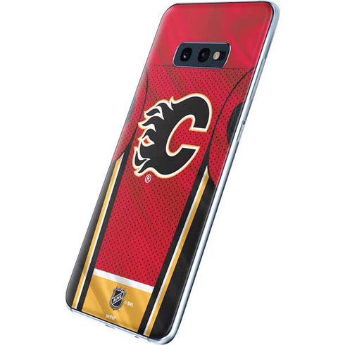 NHL Calgary Flames Home Jersey Galaxy S10e Skin