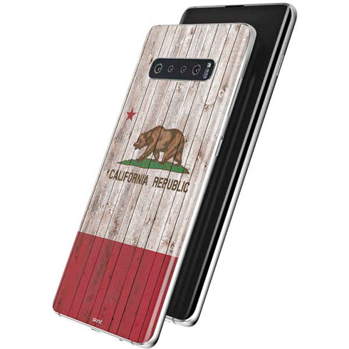 California Flag Dark Wood Galaxy S10 Plus Skin