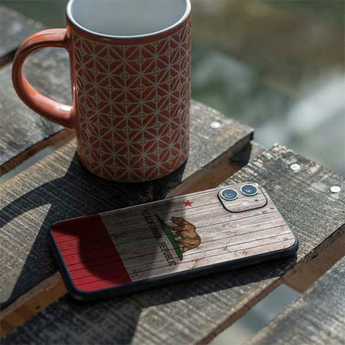 California Flag Dark Wood iPhone 11 Skin