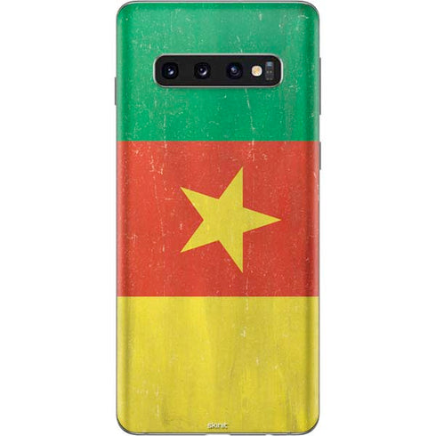 Cameroon Flag Distressed Galaxy S10 Skin