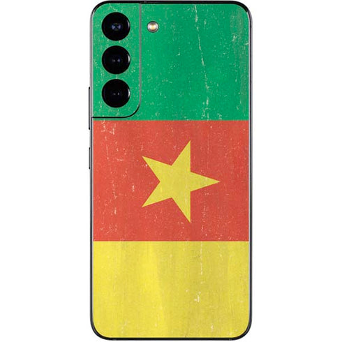 Cameroon Flag Distressed Galaxy S22 Skin