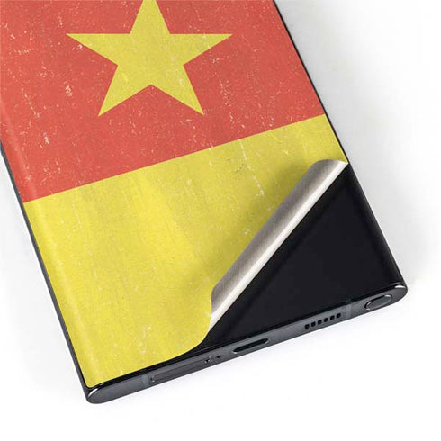 Cameroon Flag Distressed Galaxy S22 Ultra Skin